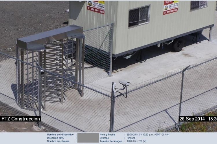 Se muestra un control de acceso de personal llamado Torniquete. Este control de acceso fue instalado en una empresa en el municipio de Ocotlán, Jalisco.